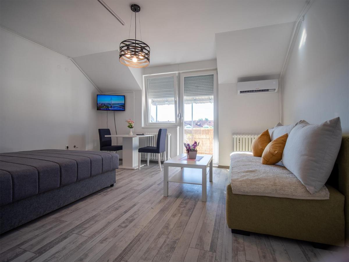 Апартаменты Apartman Sara Нови-Сад Экстерьер фото