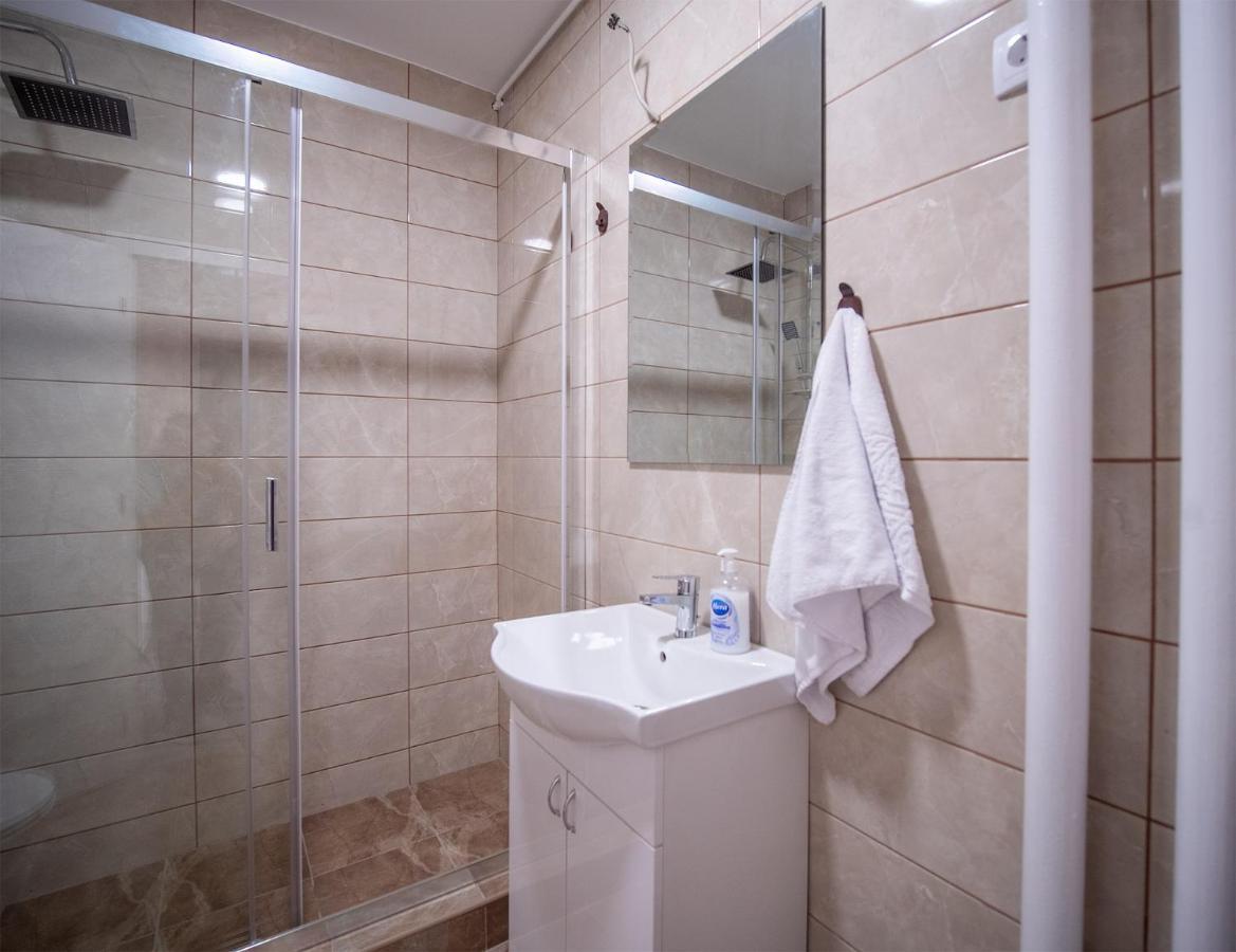Апартаменты Apartman Sara Нови-Сад Экстерьер фото