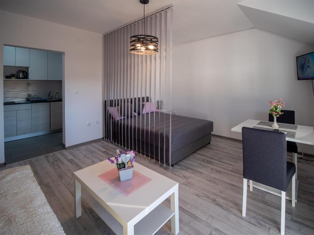 Апартаменты Apartman Sara Нови-Сад Экстерьер фото